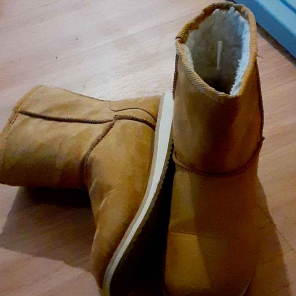Brown Winter Boots size 6